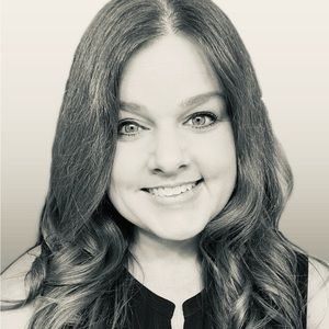 Meet your Posher, Joni